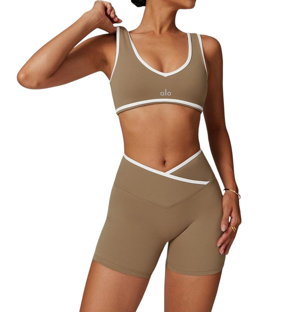 Alo Yoga Contrast Line Bra Mocha Brown 88432-MBN