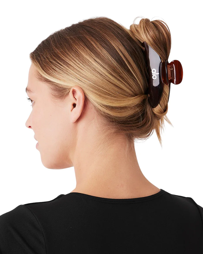 Alo Yoga 90's Claw Clip Brown Tortoise