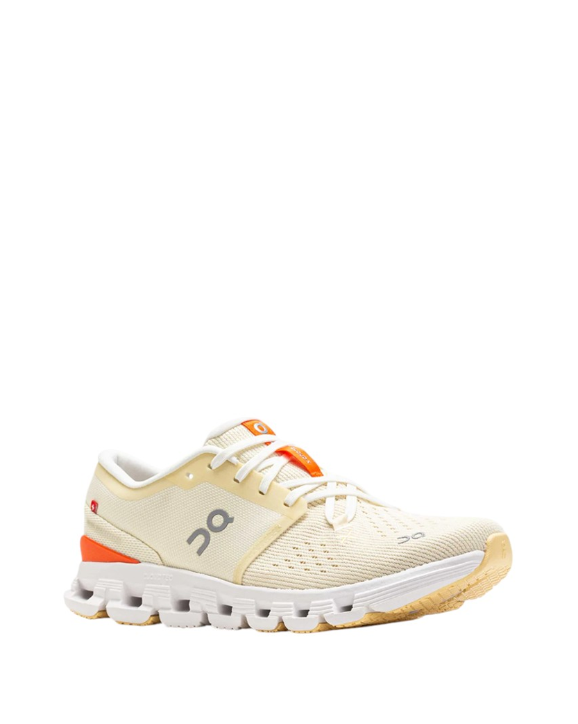 On Running Cloud X 4 Castor Flame