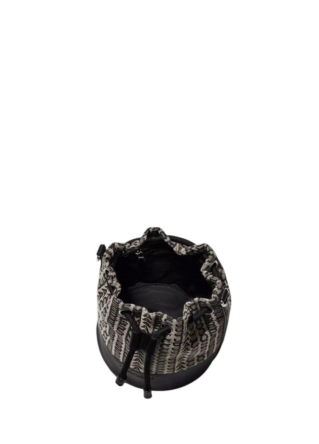 Сумка Marc Jacobs The Monogram Bucket Bag — SSTORIES