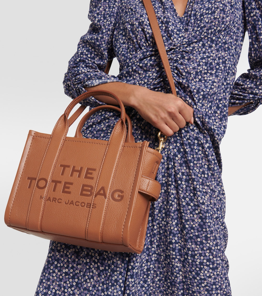 Marc Jacobs Leather Small Tote Bag Brown