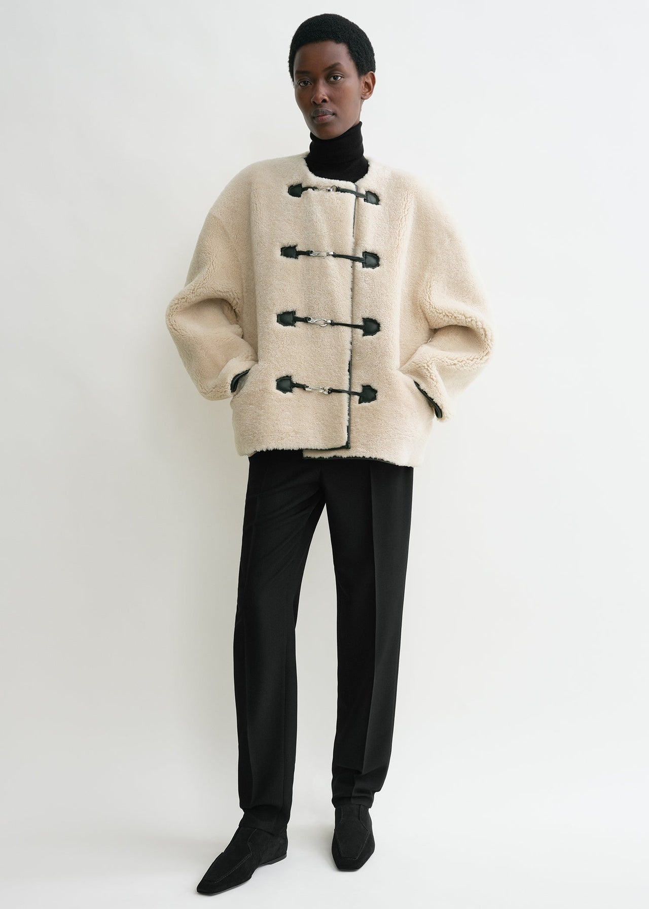 Toteme Teddy Shearling Clasp Jacket Off-white
