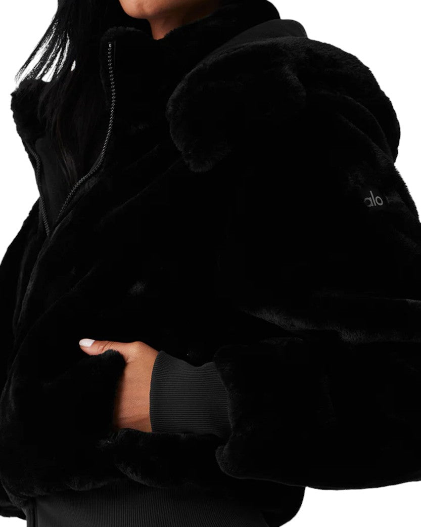 Куртка Alo Yoga Faux Fur Foxy Jacket Black | SSTORIES