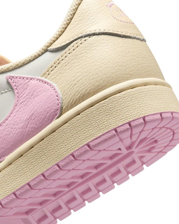 Travis Scott x Air Jordan 1 Low OG 'Shy Pink'