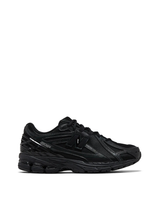 Full Black