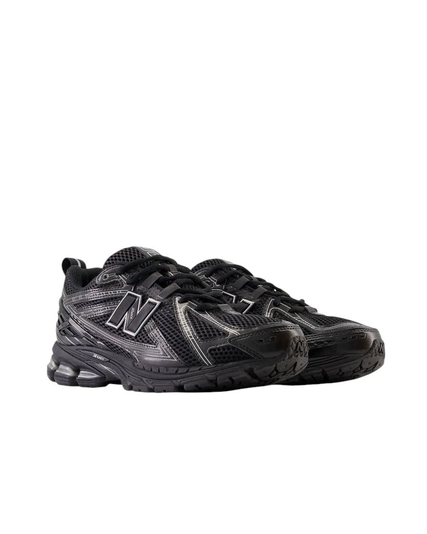 New Balance 1906R Black Silver Metallic M1906RCH