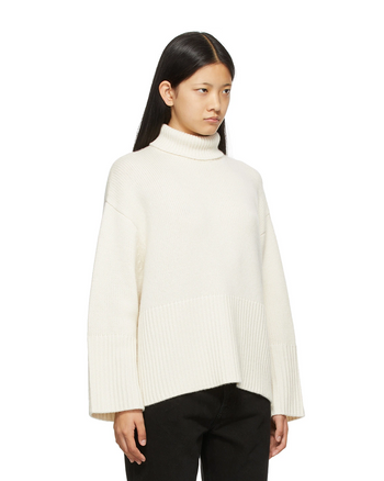 Toteme Heavy Cashmere Turtleneck Banker Beige