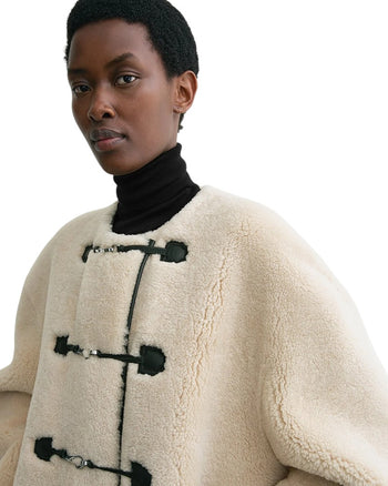Toteme Teddy Shearling Clasp Jacket Off-white