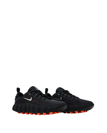 Nike Mind 002 Hyper Crimson Black