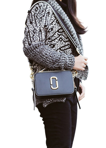 Marc Jacobs The Sure Shot Black