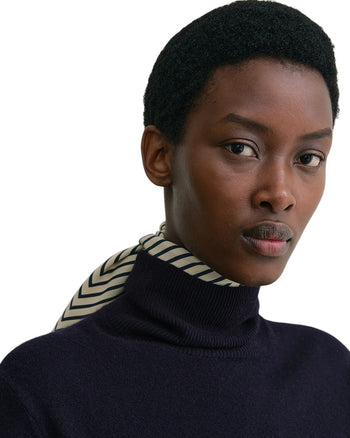 Toteme Signature Monogram Silk scarf Creme