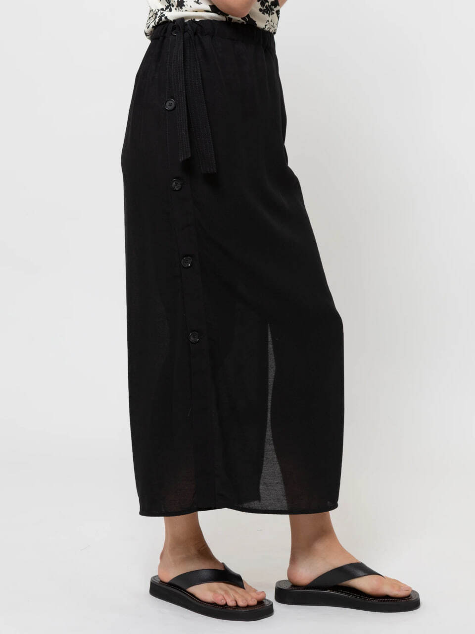 Toteme Side Button Drawstring Skirt Black