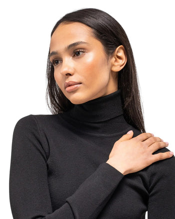 Toteme Knit Long Sleeve Turtleneck Black