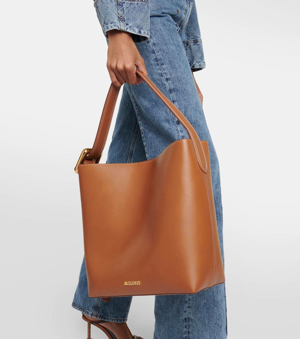 Jacquemus Le Regalo Leather Shoulder Bag Light Brown