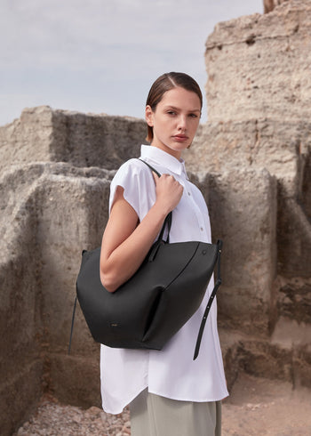 Polene Cyme Large Edition Textured Black