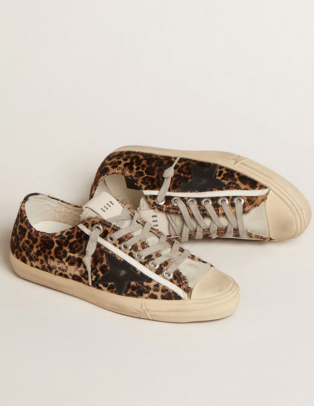 GOLDEN GOOSE