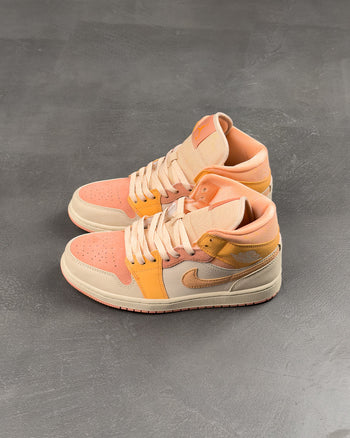 Air Jordan 1 Mid 'Apricot'