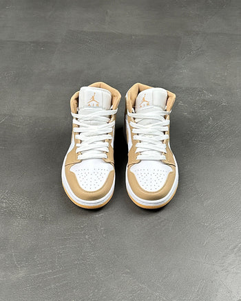 Air Jordan 1 Mid 'Tan Gum'