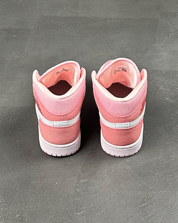 Air Jordan 1 Mid 'Digital Pink'