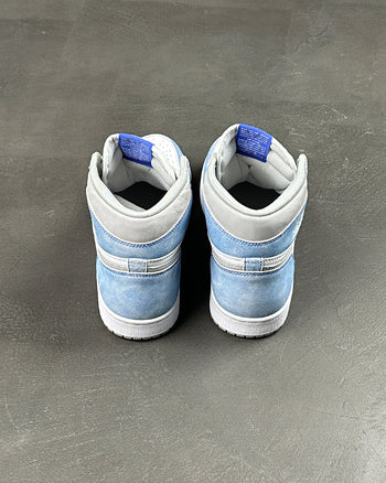 Air Jordan 1 Retro High OG 'Hyper Royal'